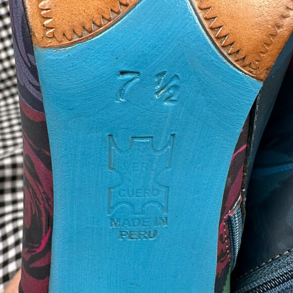 John Fluevog Poser Edie Sexy Asymmetrical Leather Pumps Floral Blue Women's 7.5 - Picture 5 of 5